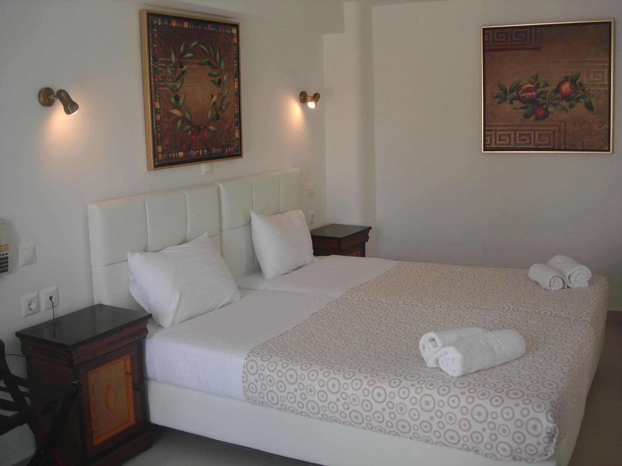 Hotel Philippi Mykonos Town エクステリア 写真